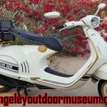 Vespa 946 Christian Dior